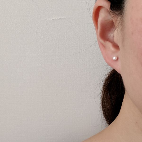 KL迷你白系珍珠耳釘(4mm)銀色針 珍珠耳釘,pearl Earrings