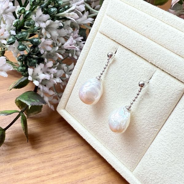 淡水珍珠-糖果紙色垂吊式耳環#e0808 