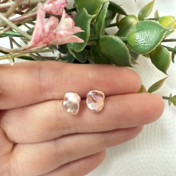 淡水珍珠-特色花瓣耳釘#e0815 