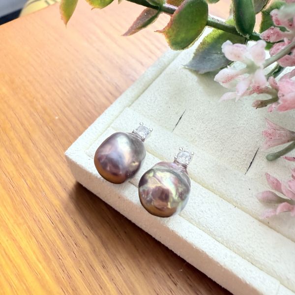 海水珍珠-牛油果色小酒瓶耳釘#e0809 