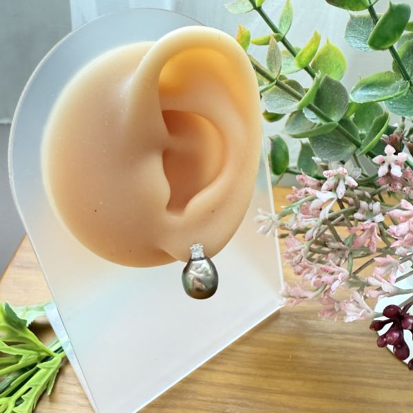 海水珍珠-牛油果色小酒瓶耳釘#e0809 