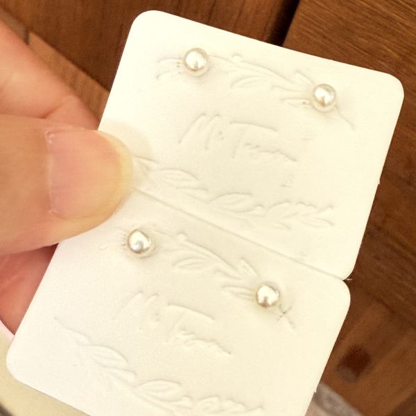 KL迷你白系珍珠耳釘(4mm)銀色針 珍珠耳釘,pearl Earrings