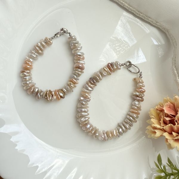 18手圍-糖果色疊打珍珠手環0251737 