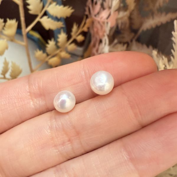 白亮小饅頭單支耳釘efc150w 