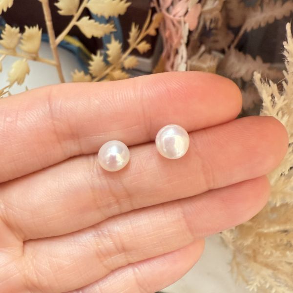 白亮小饅頭單支耳釘efc150w 