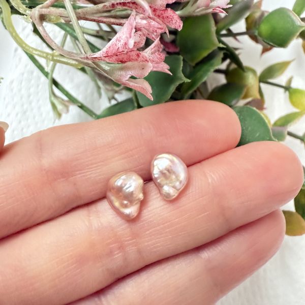 淡水珍珠-特色花瓣耳釘#e0815 