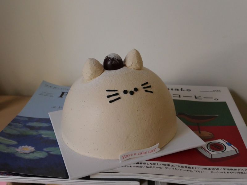 紅茶奶餡水果奶油麻糬貓貓戚風蛋糕 