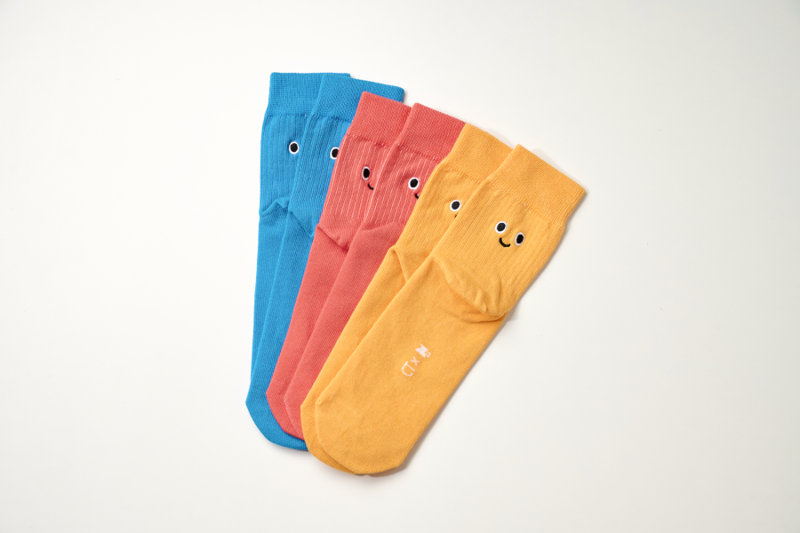 ChangeTone 聯名襪 - 看世界 