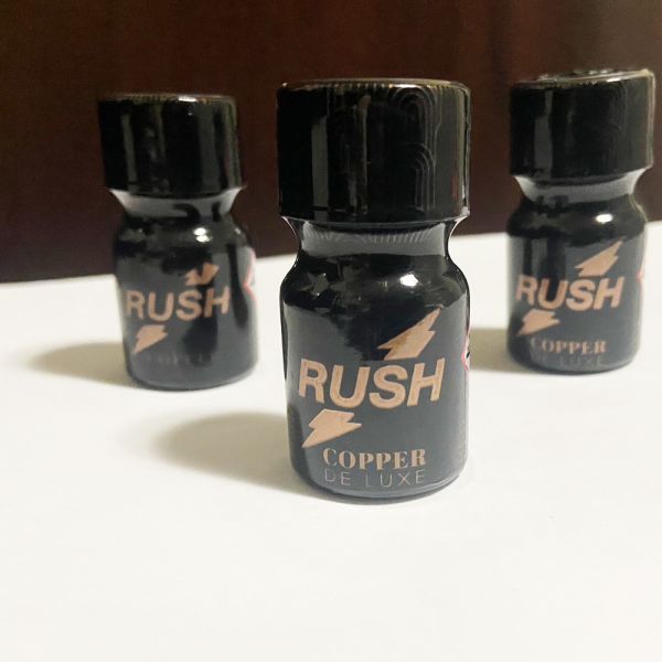 新到貨！RUSH POPPERS歐洲原裝限量經典Poppers Rush Copper Deluxe - 10ml超值經典古銅猛漢熱銷款！行家推薦！粗根專屬尊爵原味呈現濃厚陽剛雄性氣味無論初階中階進階者都可盡享極致肏幹快感-比利時製造 RUSH,POPPERS,RUSH芳香,買RUSH,buy poppers,rush芳香,助性,助興,春藥,肛交,同志,男同志,gay,1069,gay用品,情趣用品,成人用品,性愛用品,肛門放鬆,玩屁眼,幹屁眼,肛交舒緩,賣rush,哪裡有賣rush,哪裡可買rush,sell poppers