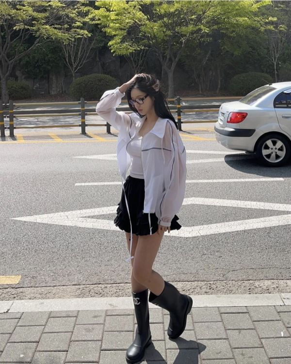 翻領壓線可縮腰防曬外套 