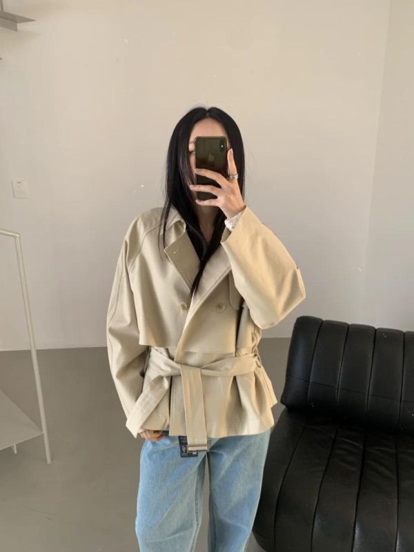 俐落短版綁帶風衣 