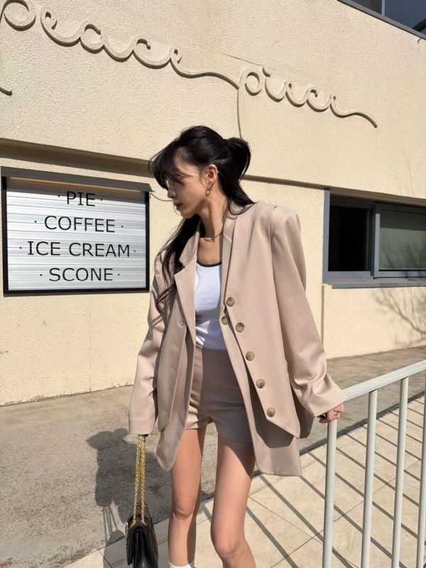 雙層設計西裝外套/合身西裝短褲 