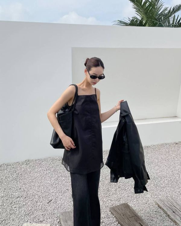 透紗吊帶小洋裝 