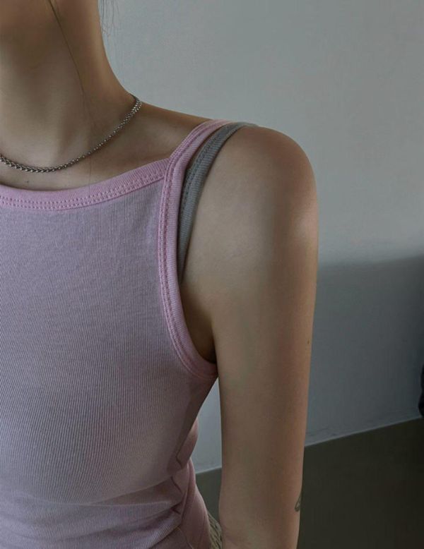 撞色假兩件背心 