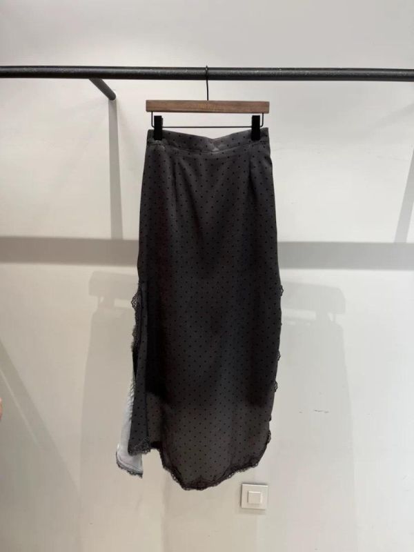 點點不對稱緞面蕾絲長裙(兩面穿) 