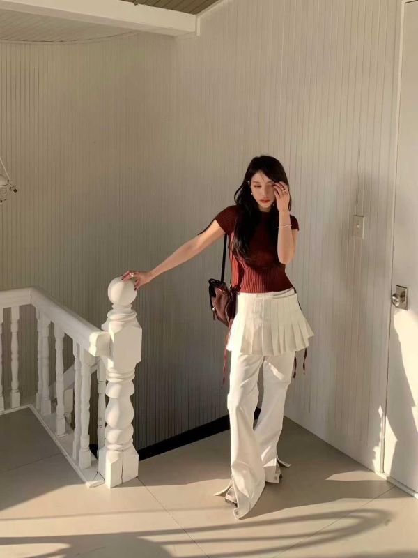 下綁帶粗細坑條上衣 