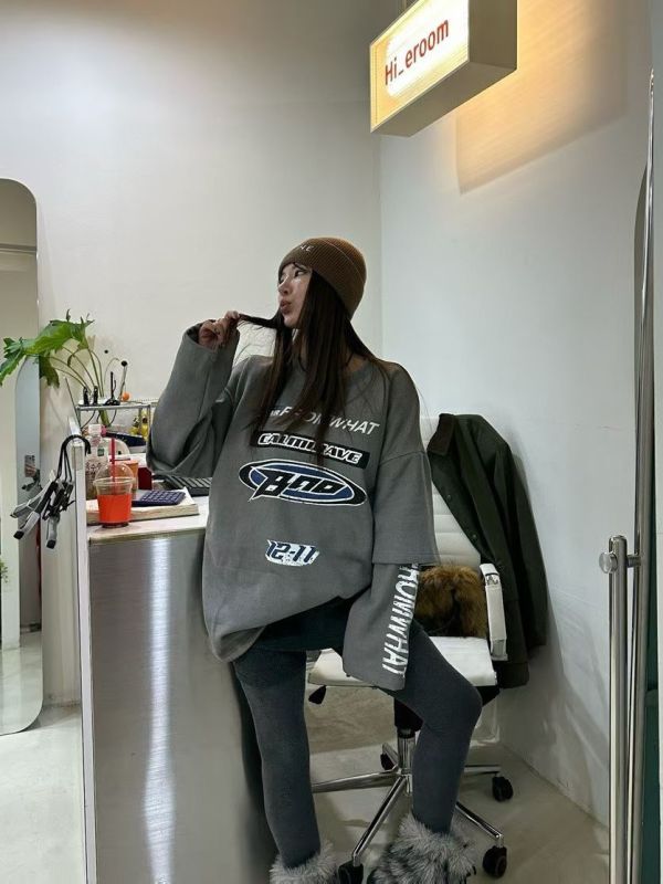 美式字母假兩件上衣 