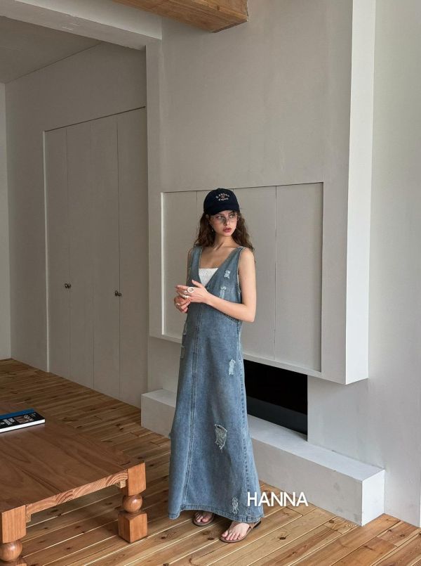 V領破洞設計牛仔洋裝 