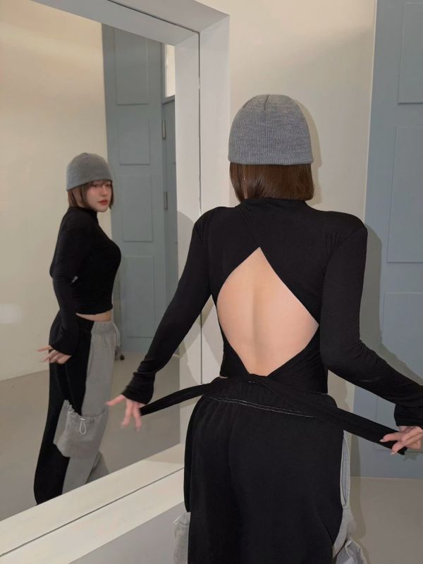 性感露背綁帶微立領上衣 