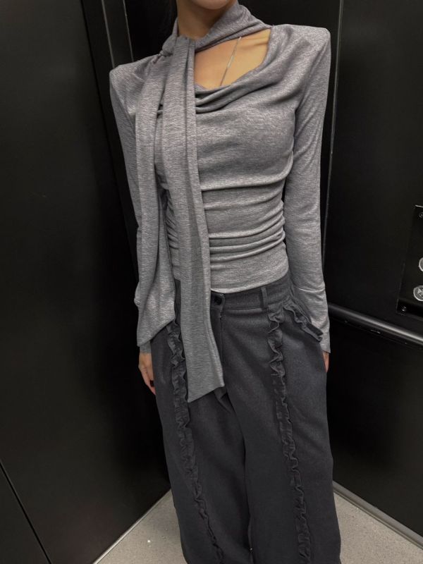 綁帶堆堆感上衣 