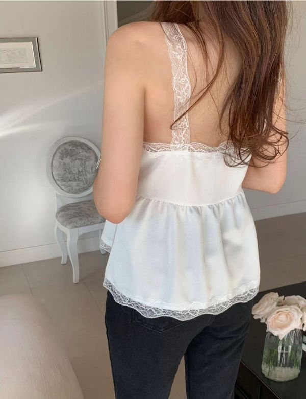 低領蕾絲邊背心 
