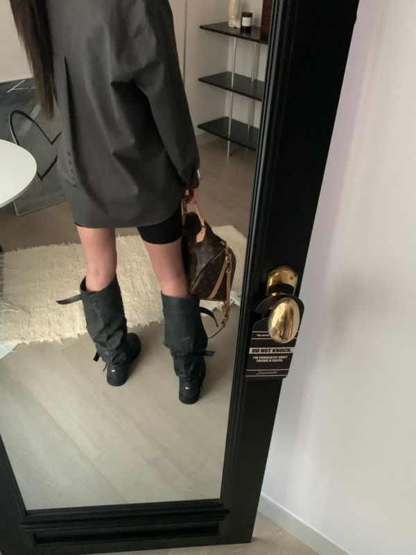 多種穿法扣腰挺版襯衫 