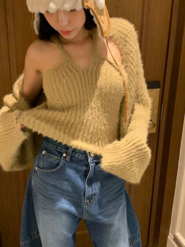 掛脖毛絨背心+毛絨小外套Set 