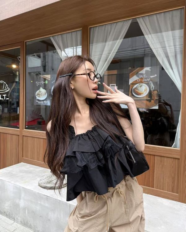 荷葉雙層拚紗背心上衣 