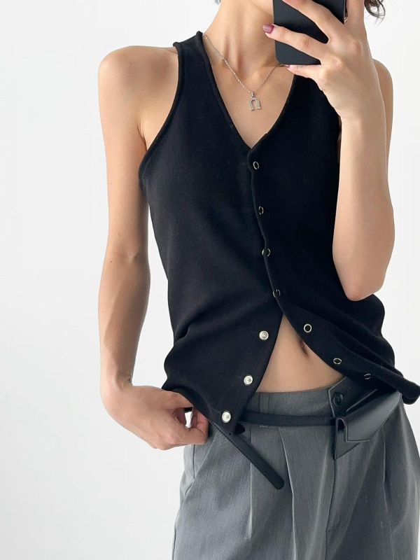 基本款顯瘦背心 