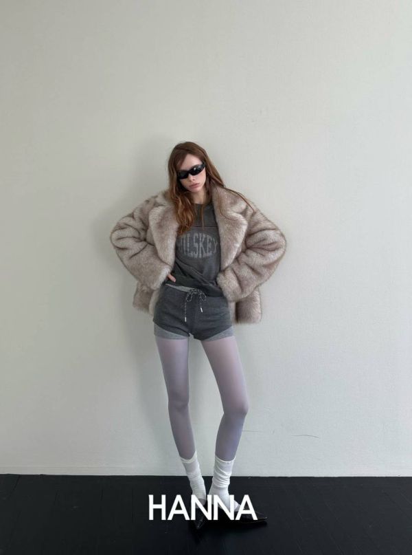 拼接設計針織小短褲 