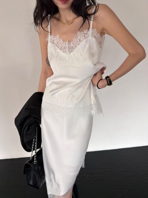 時髦挺版蕾絲背心 