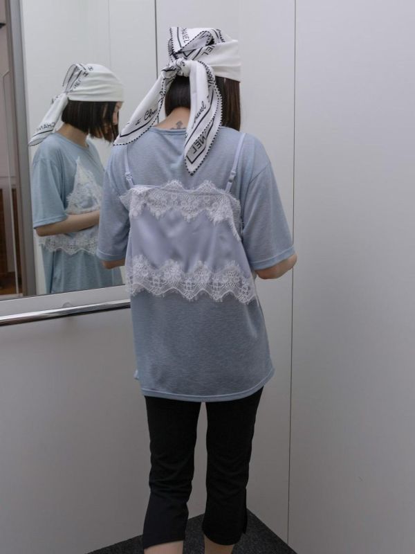 細肩綁帶蕾絲緞面背心 