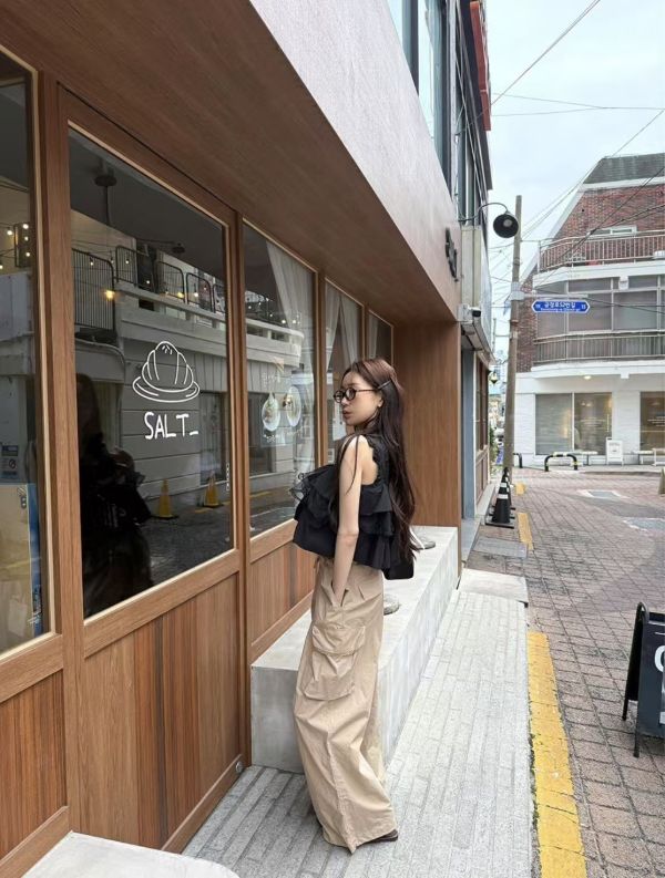 荷葉雙層拚紗背心上衣 