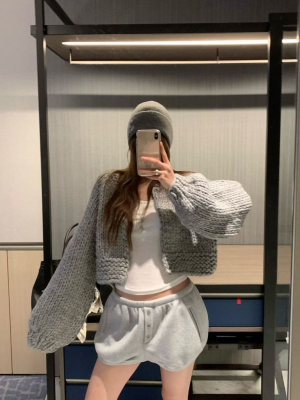 羊毛手工編織外罩 