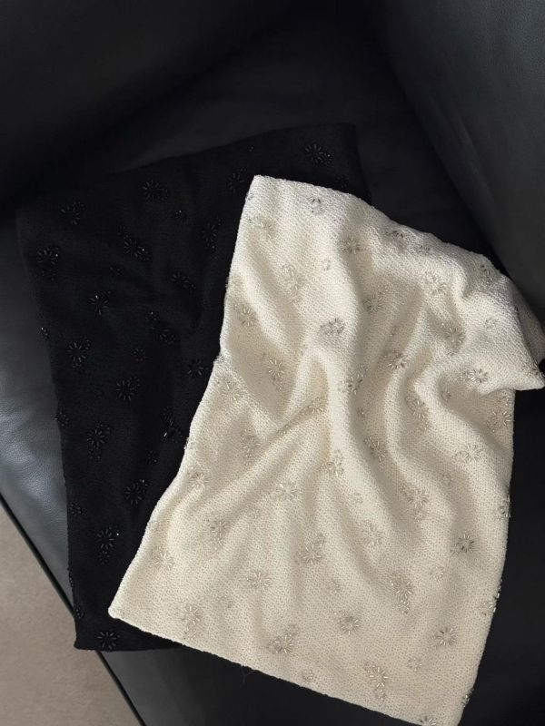 手工串珠側邊抓皺平口背心 