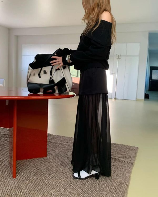 網紗拼接顯瘦長裙 