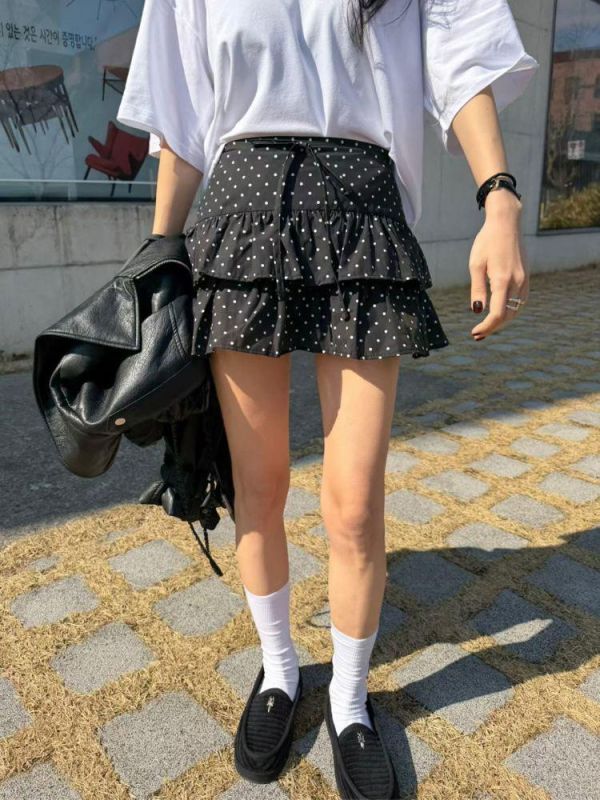 抽繩點點短褲裙 