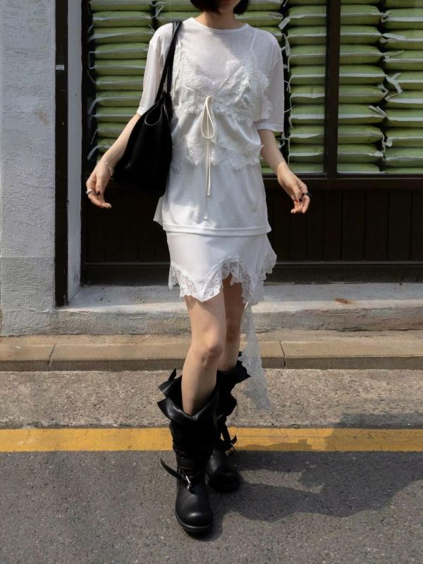 不對稱下擺蕾絲拼接裙 