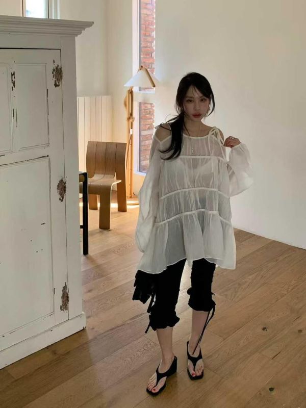 浪漫露肩蛋糕上衣 