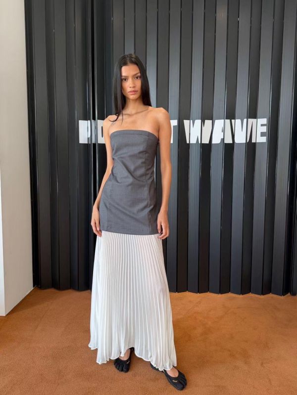 平口西裝拼百摺長洋裝 