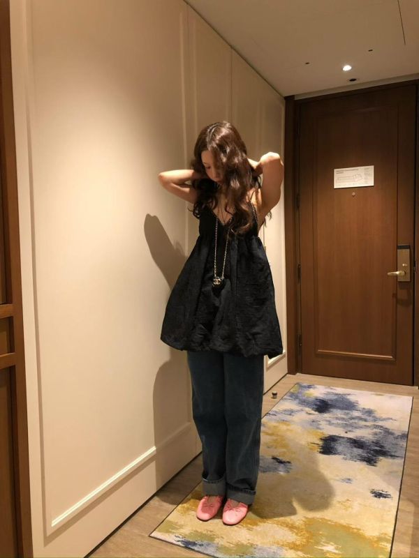 V領花邊背心洋裝 