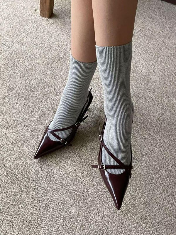 尖頭細扣帶皮革跟鞋(正常版/4公分) 