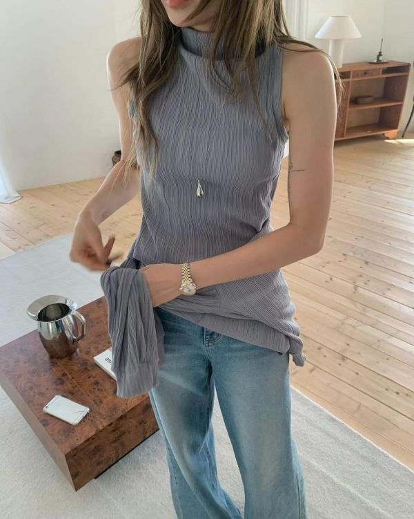 兩件式露肩皺褶上衣 