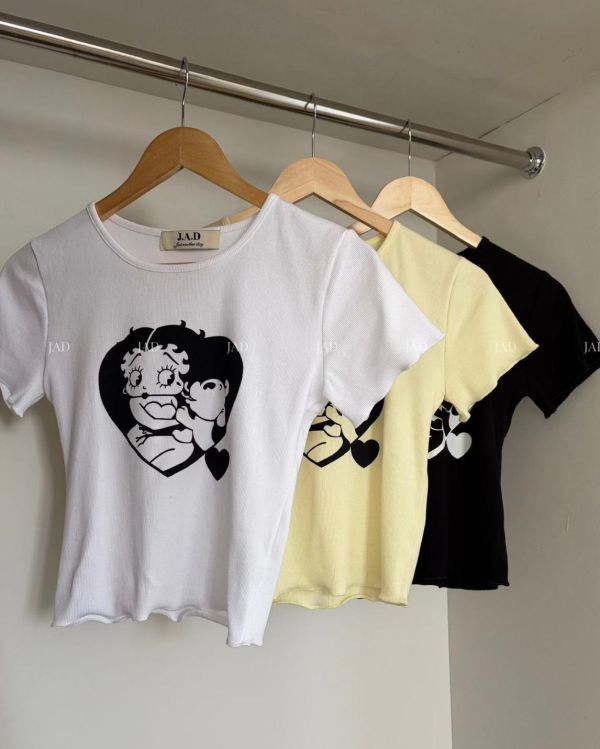 美式復古圓領上衣 