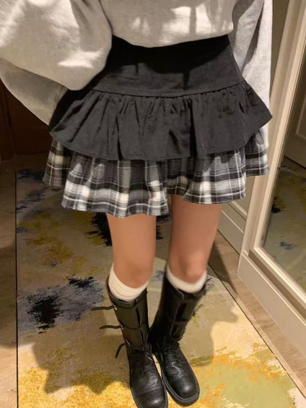 鬆緊腰格紋拼接短裙 