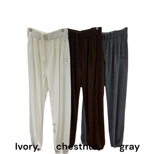 半拉鍊高領下擺縮口針織上衣/寬鬆休閒縮口褲 