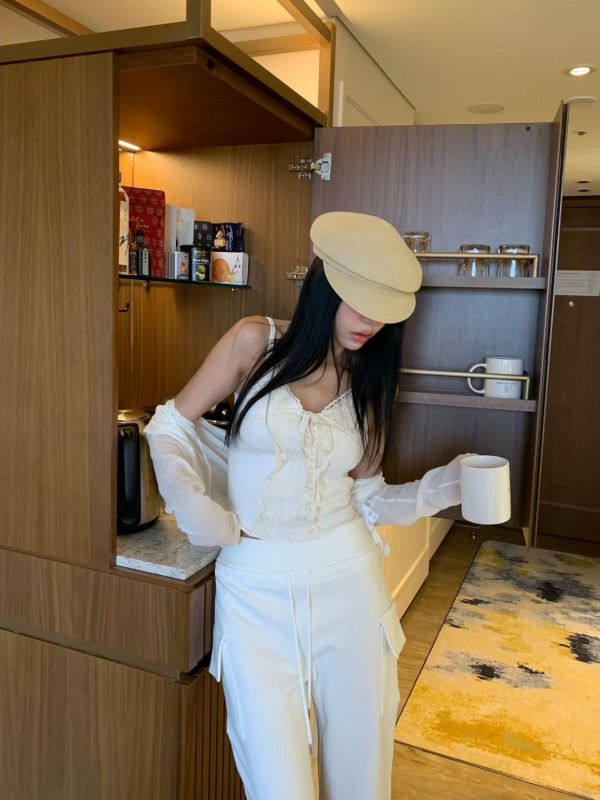 綁帶蕾絲背心+外套 