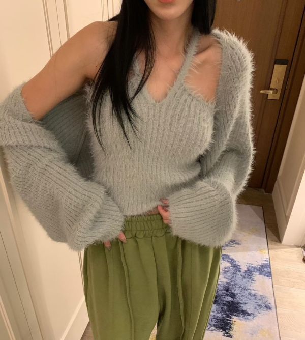 掛脖毛絨背心+毛絨小外套Set 