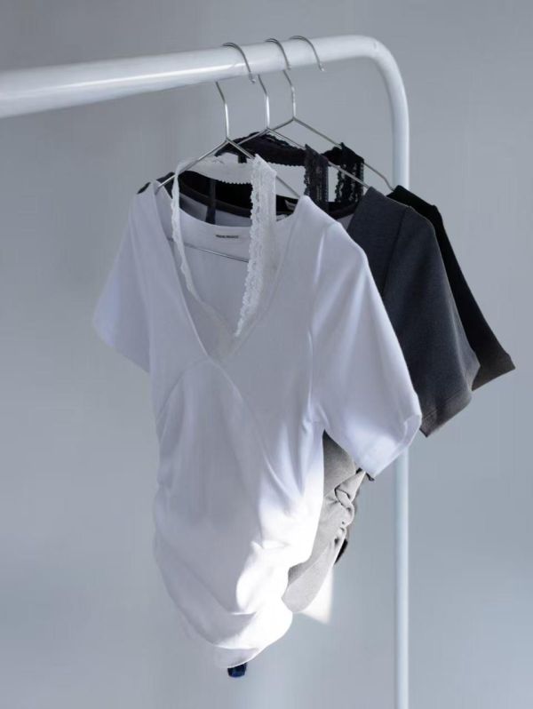 低領蕾絲掛脖短袖上衣 