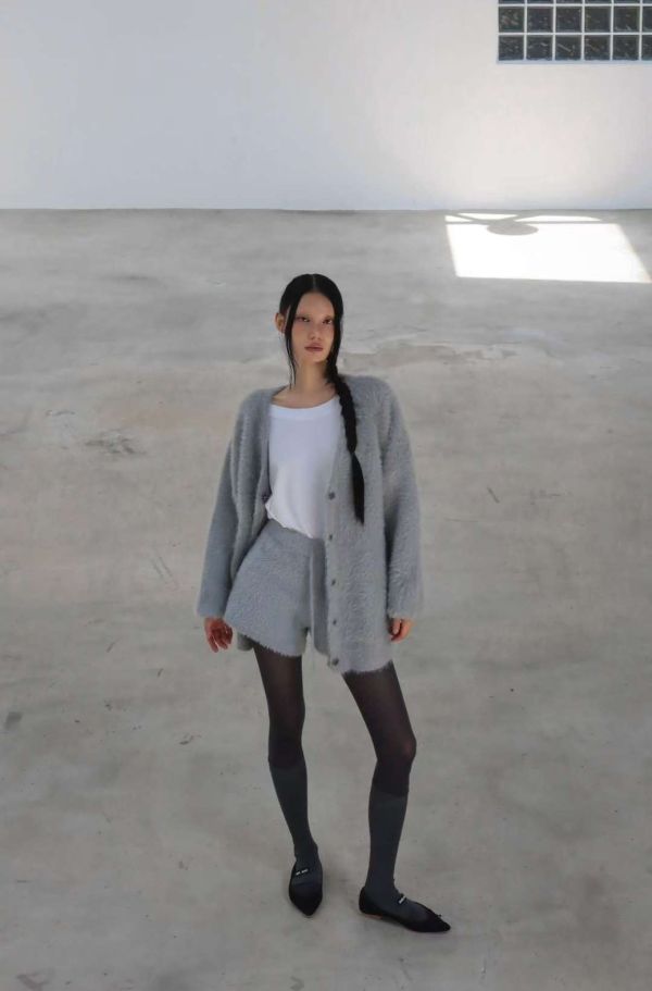 毛絨絨寬鬆罩衫/毛絨短褲 